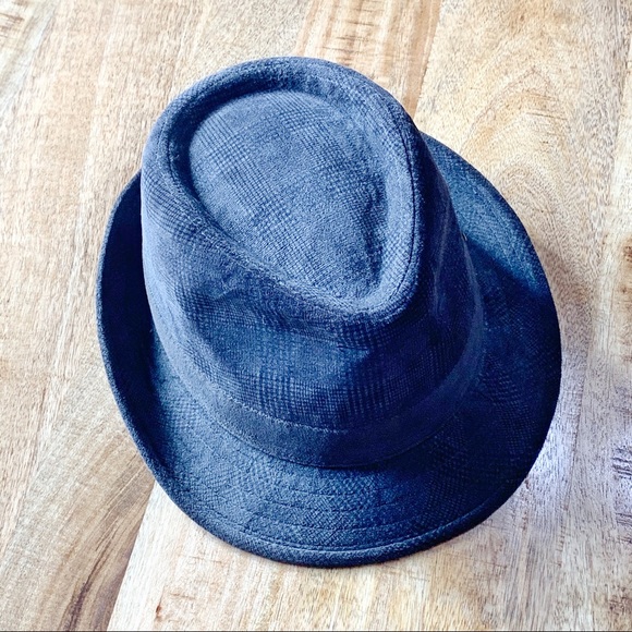 dark grey fedora hat